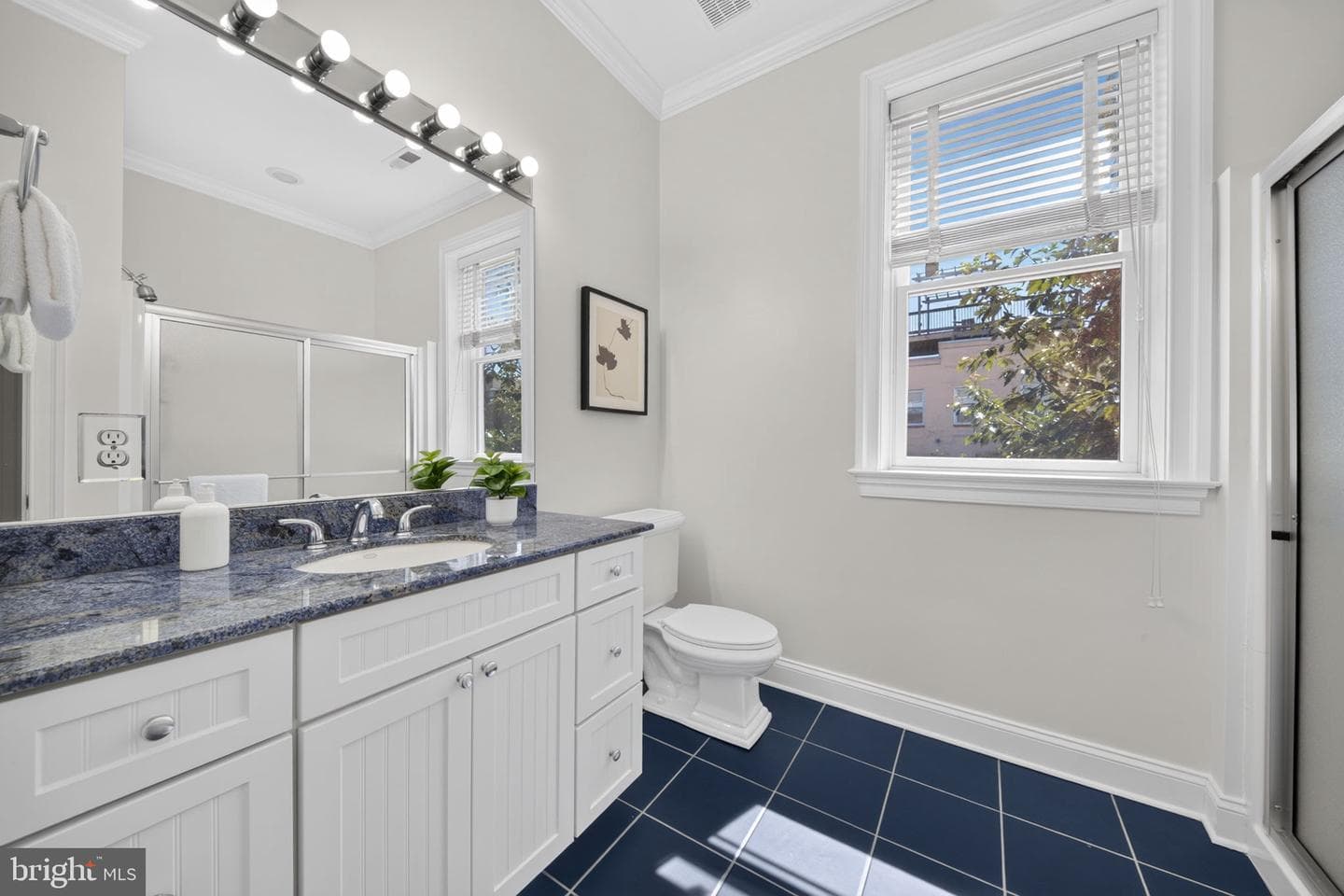 2932 Dillon Street photo 36