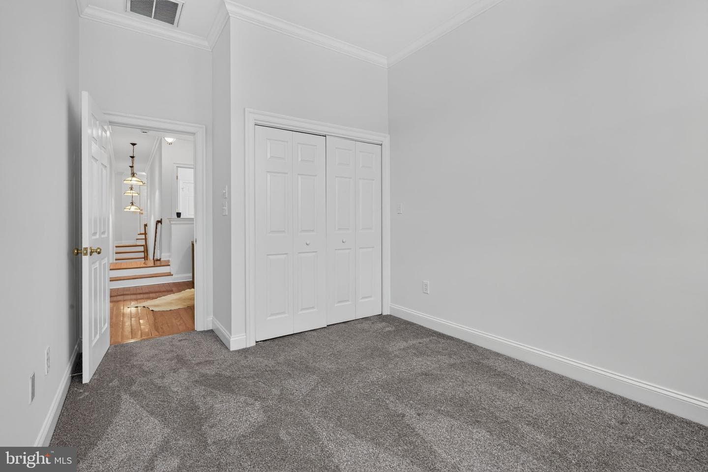 2932 Dillon Street photo 41