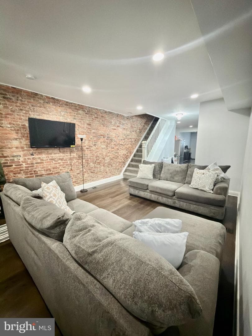 1619 E 29th Street photo 5
