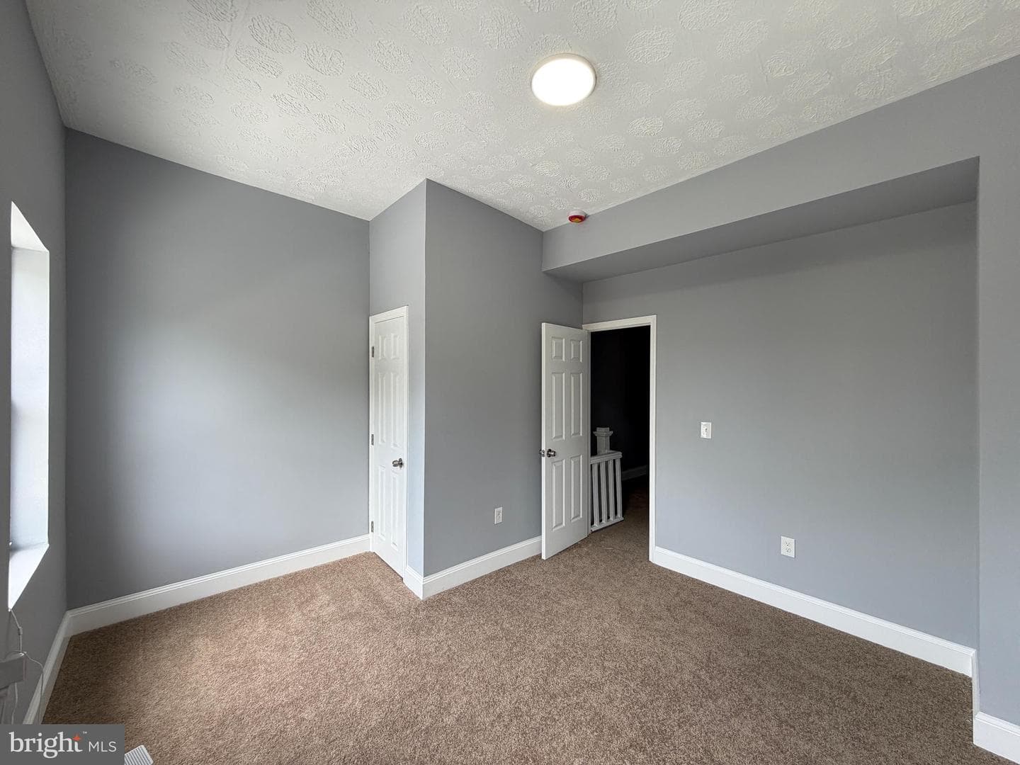 1410 N Milton Avenue photo 26