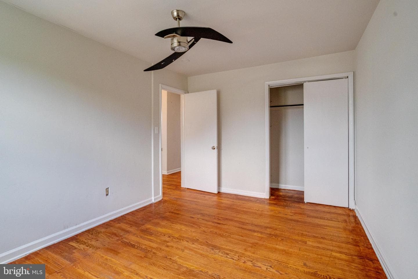 4600 Seifert Avenue photo 36