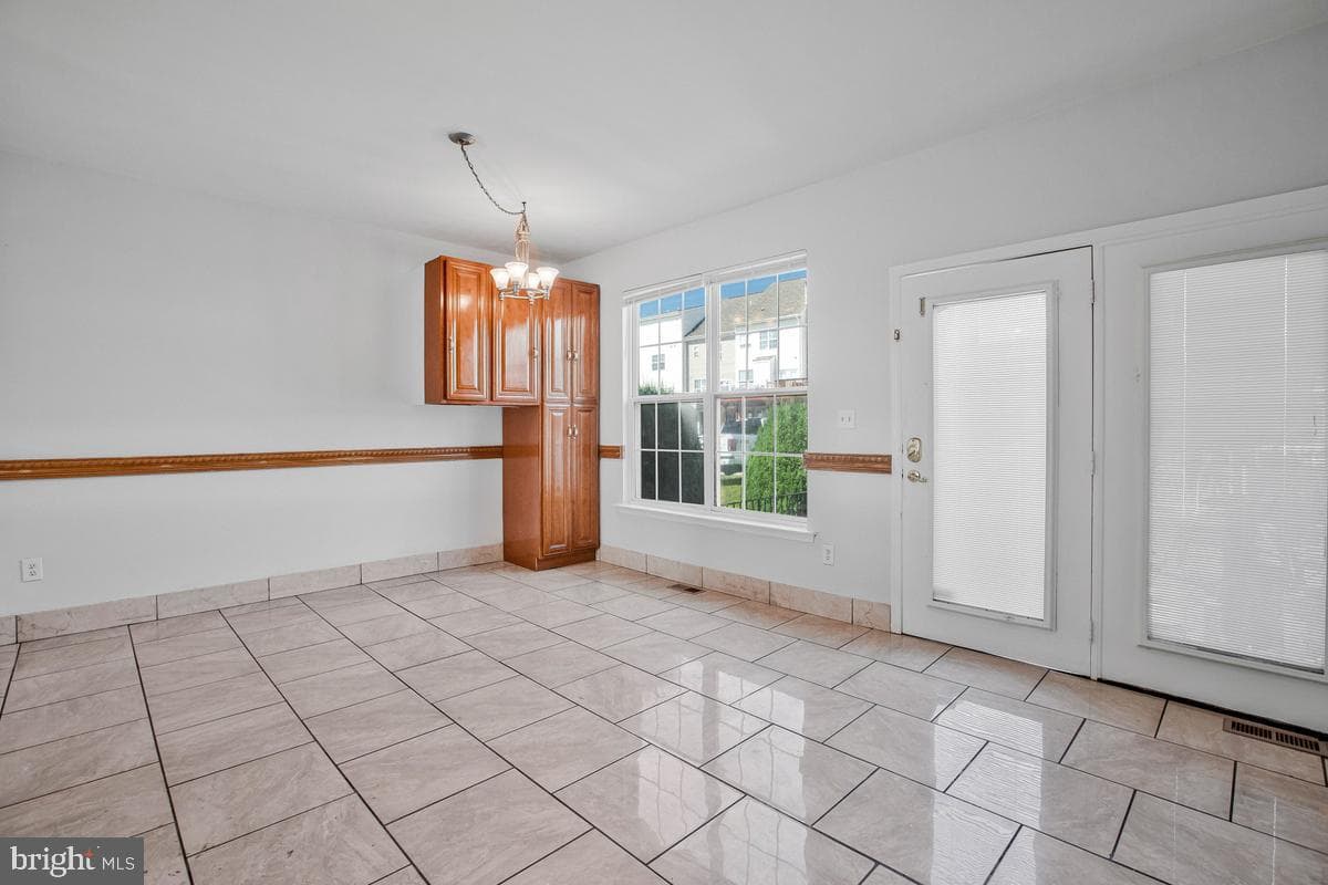 6103 Furley Way photo 11