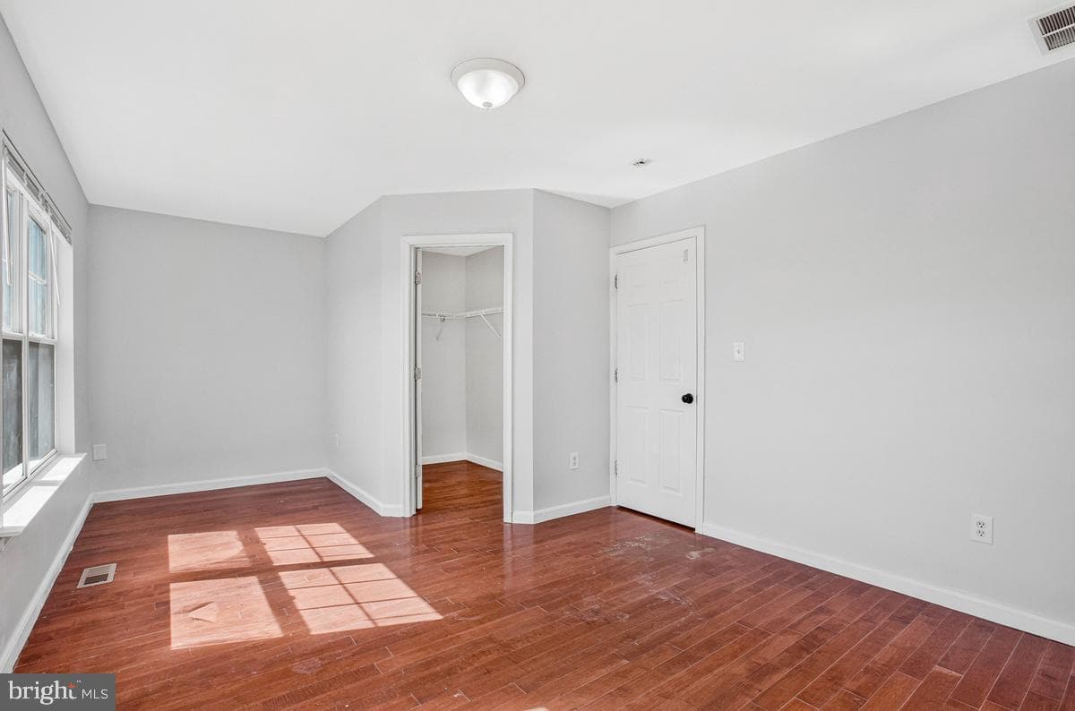 6103 Furley Way photo 14