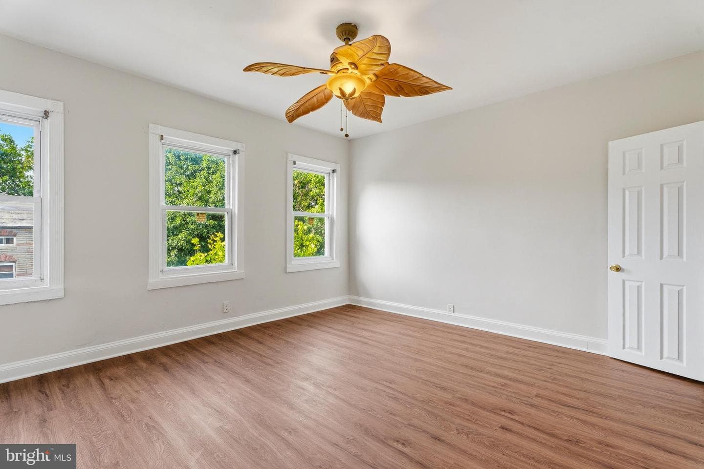877 W Lombard Street photo 26