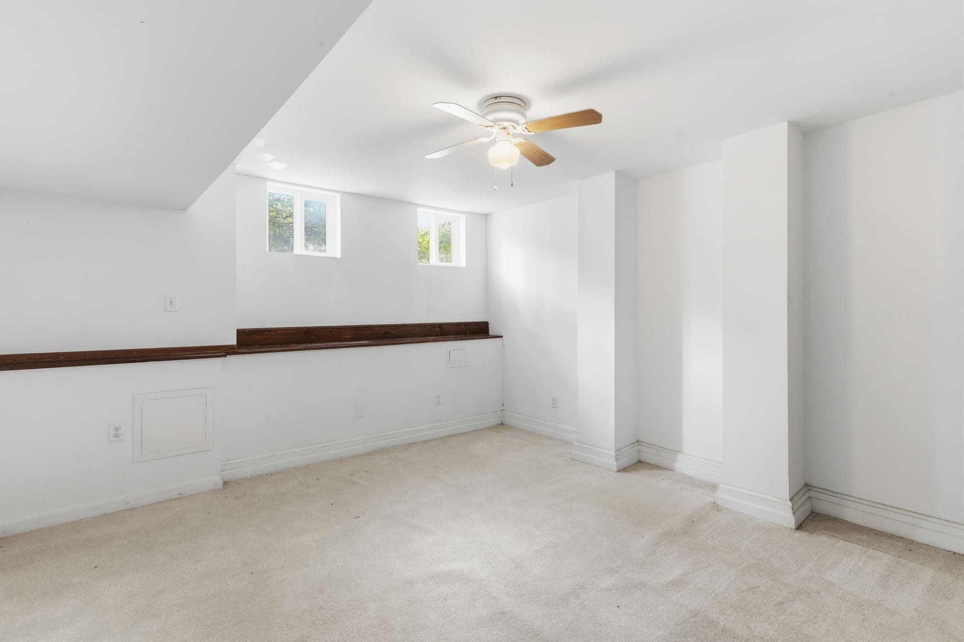 1311 N Broadway photo 17