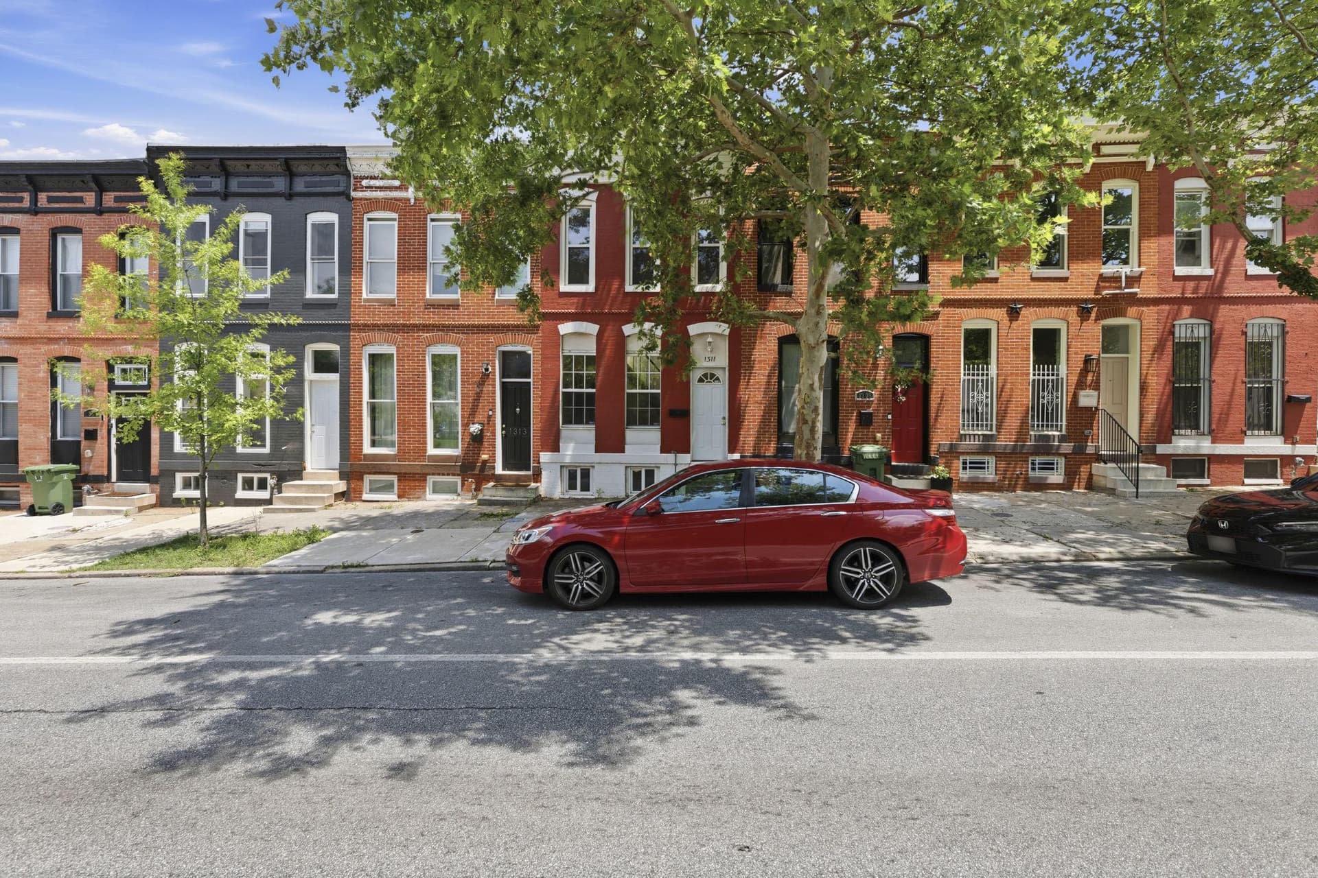 1311 N Broadway photo 24