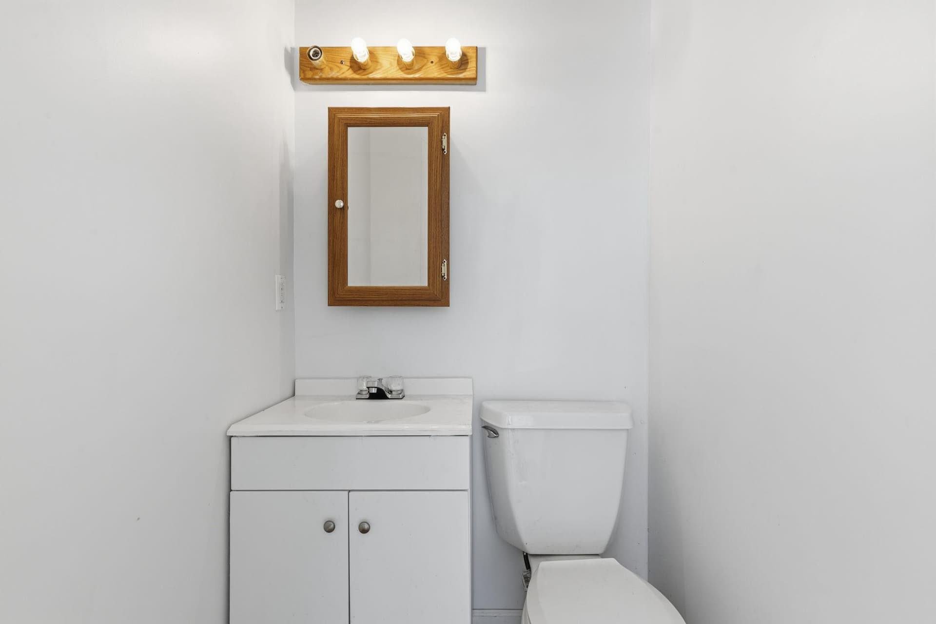 1311 N Broadway photo 8