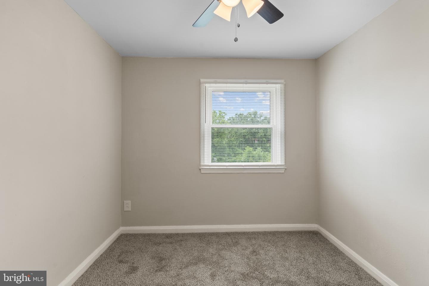6023 Chinquapin Parkway photo 17