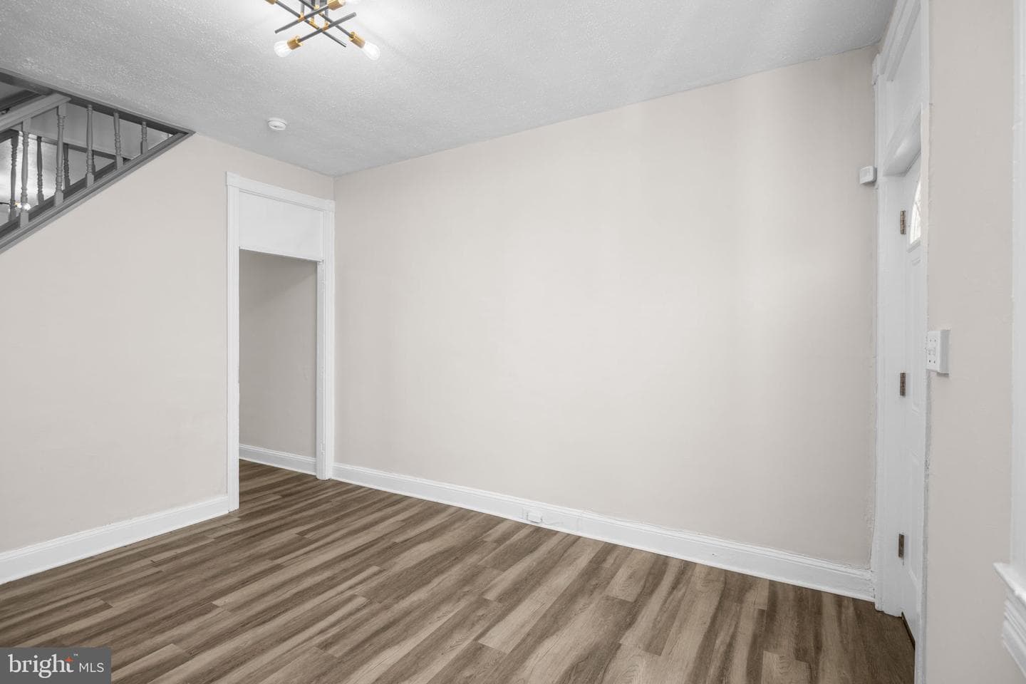 2621 Sloatfield Avenue photo 7