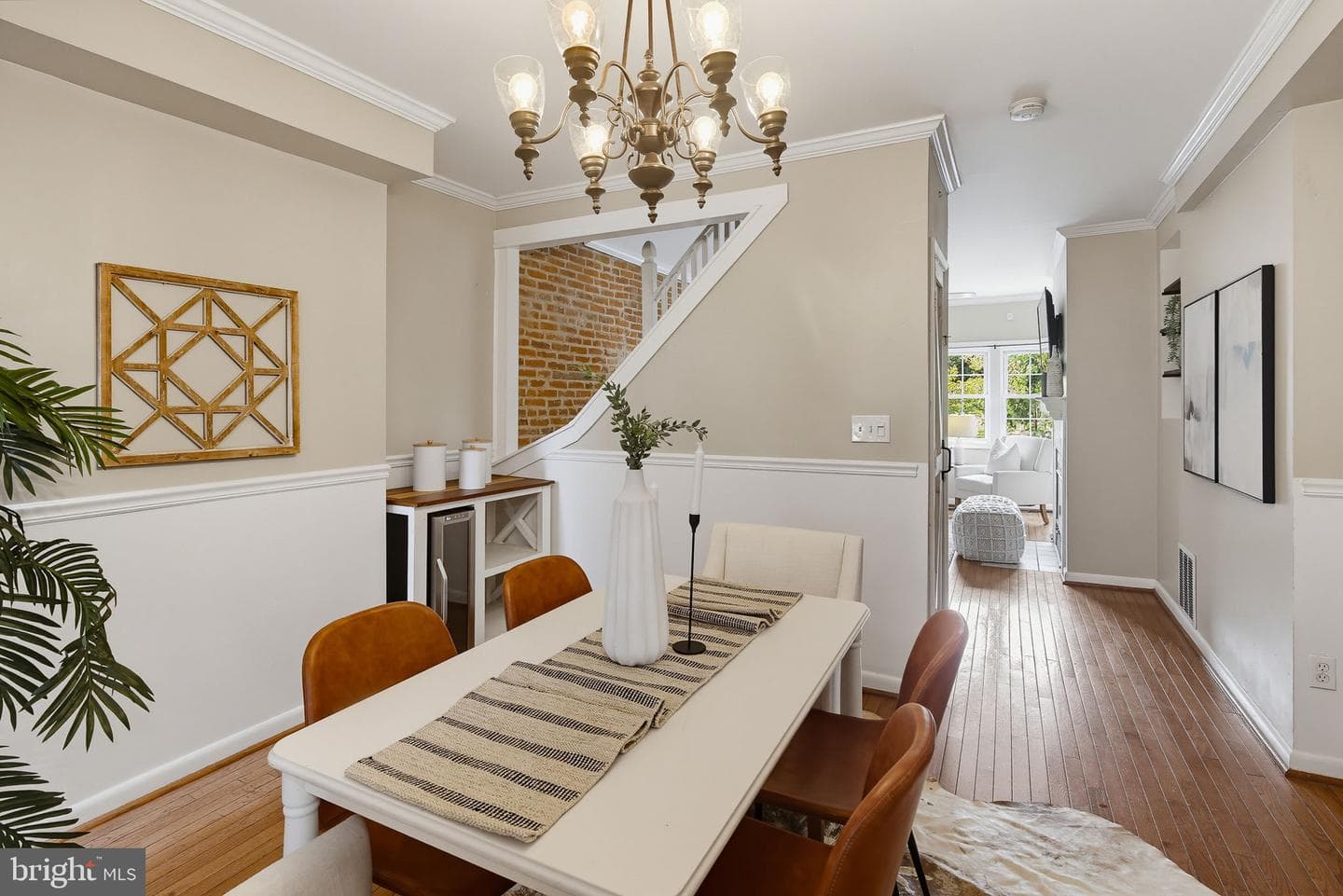 1718 Johnson Street photo 7