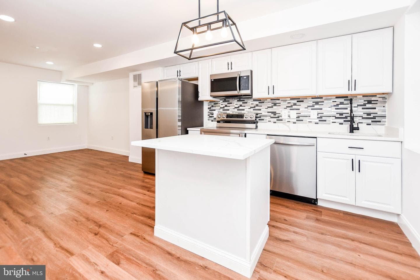 3826 10th Street photo 10