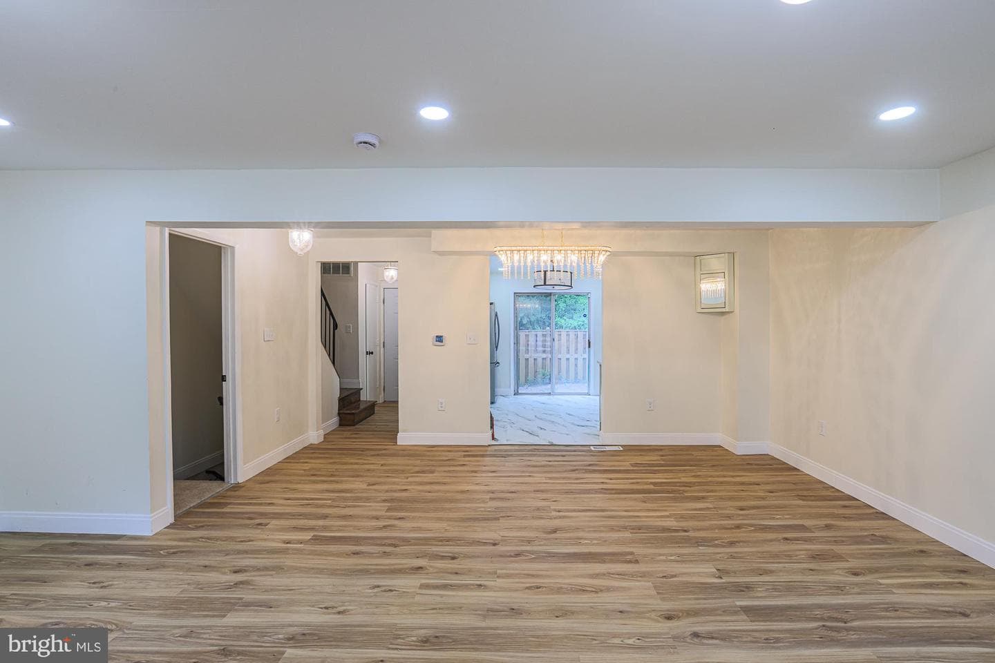 1906 Greenhaven Drive photo 13