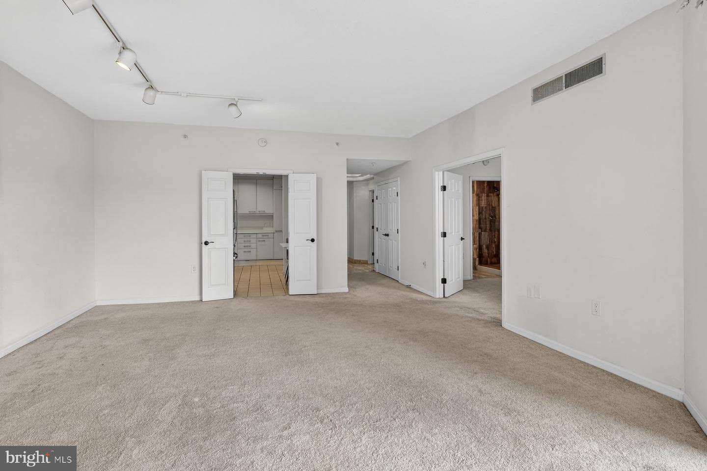 3801 Canterbury Road #403 photo 8