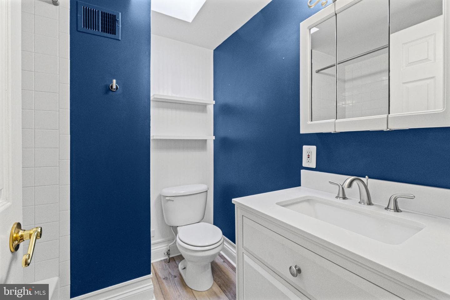 1456 Andre Street photo 13