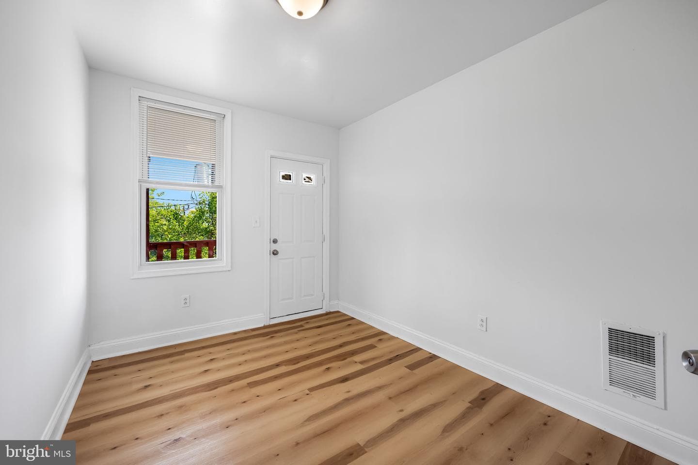 3120 Lawnview Avenue photo 24