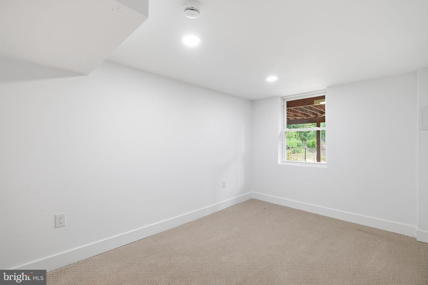 1440 Walker Avenue photo 31