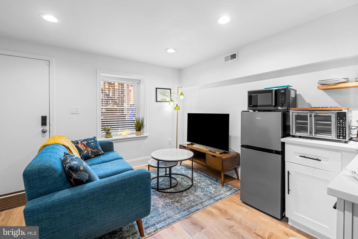 640 S Linwood Avenue photo 42