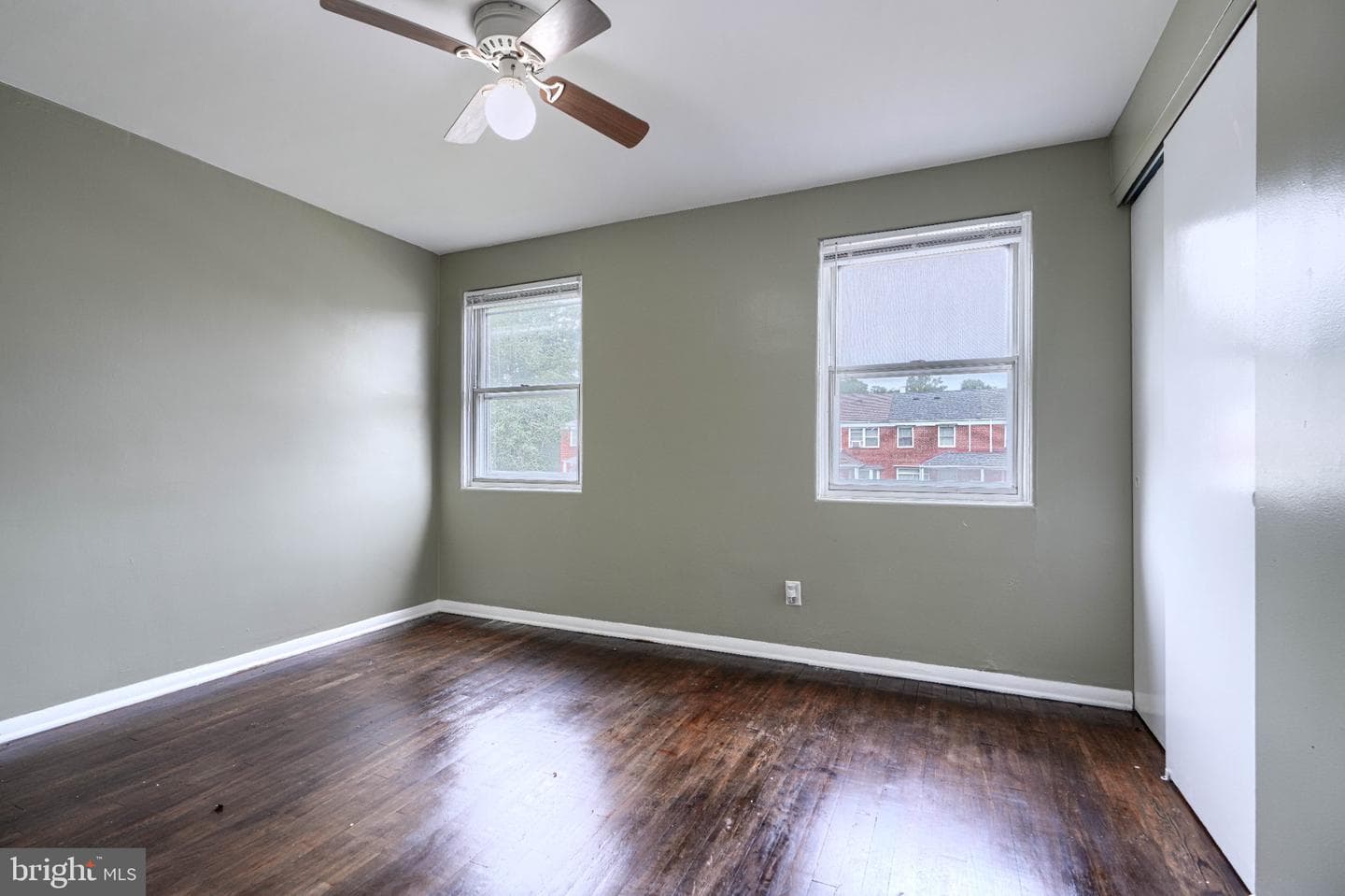 5649 Kavon Avenue photo 21
