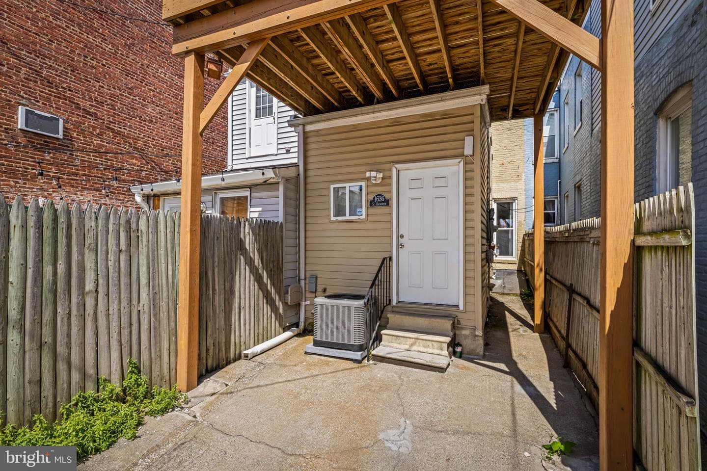 1636 S Hanover Street photo 34