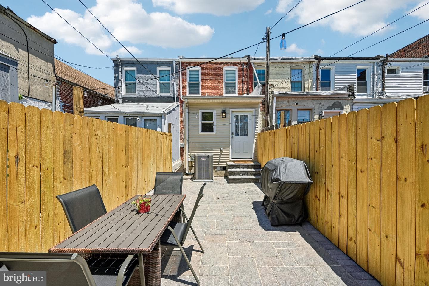 1113 W Cross Street W photo 31