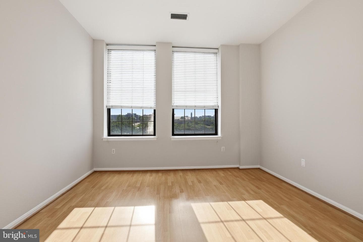 1011 Hunter Street #c-4 photo 21