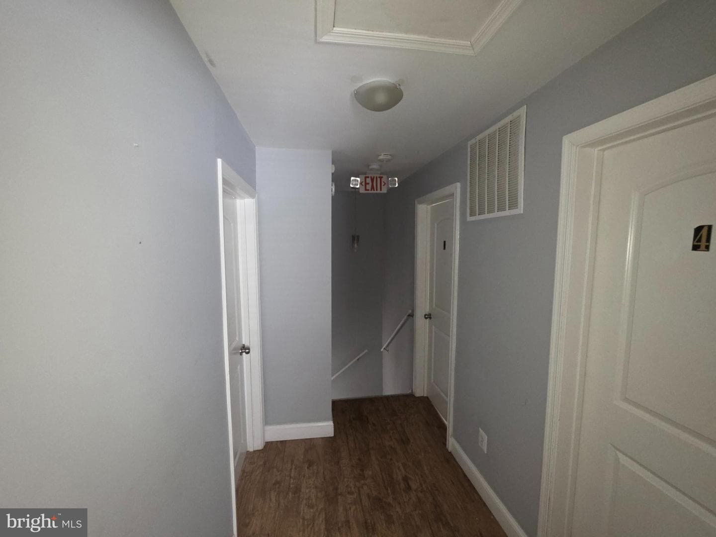 4002 Mortimer Avenue photo 14
