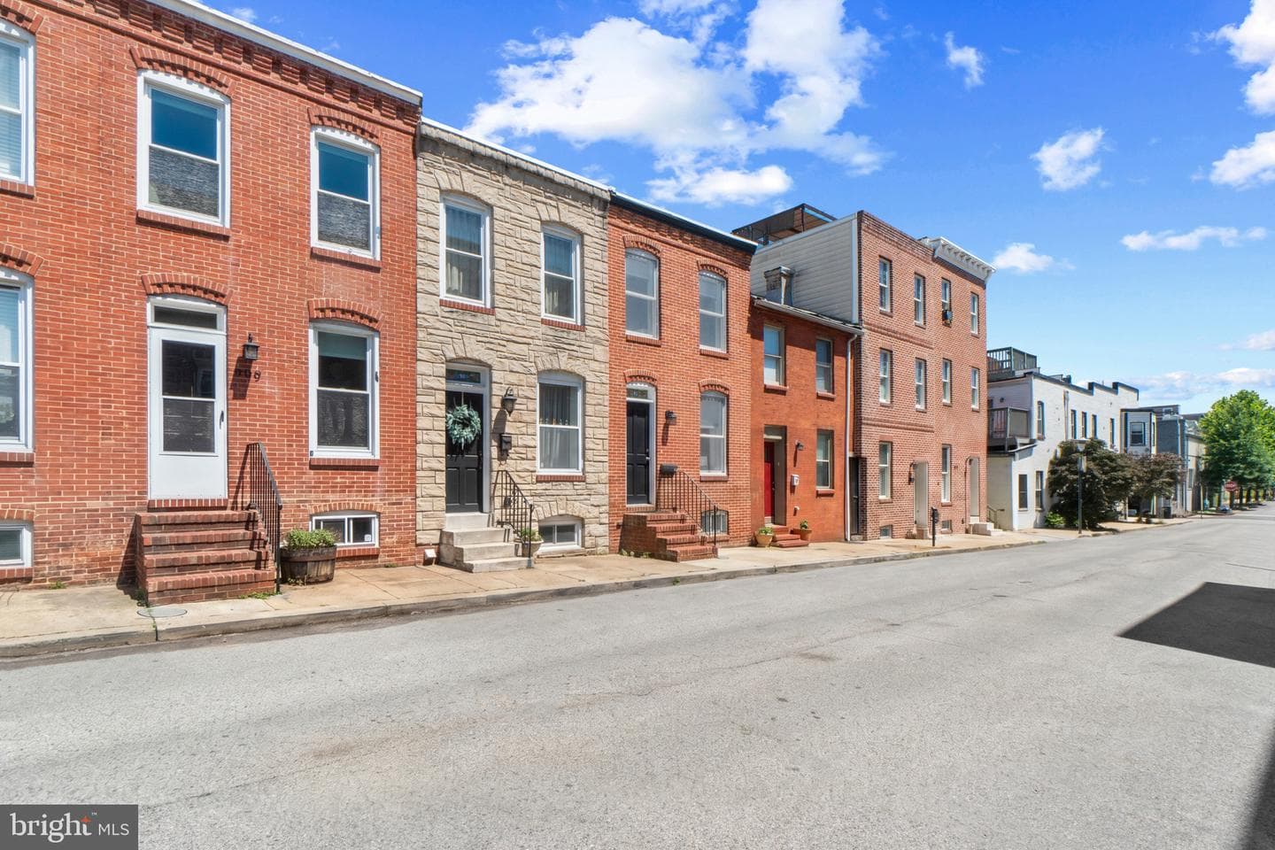 909 S Streeper Street photo 39