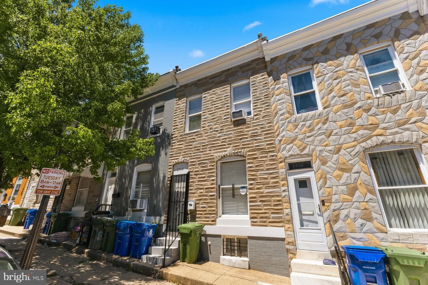 2542 W Fayette Street W photo 3