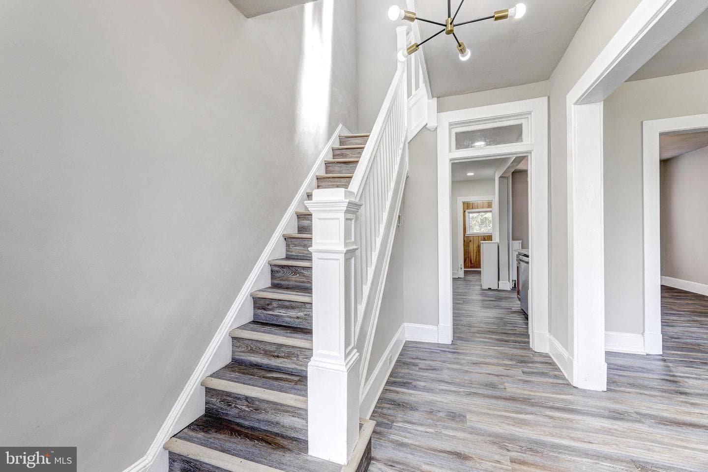 3611 W Garrison Avenue photo 18