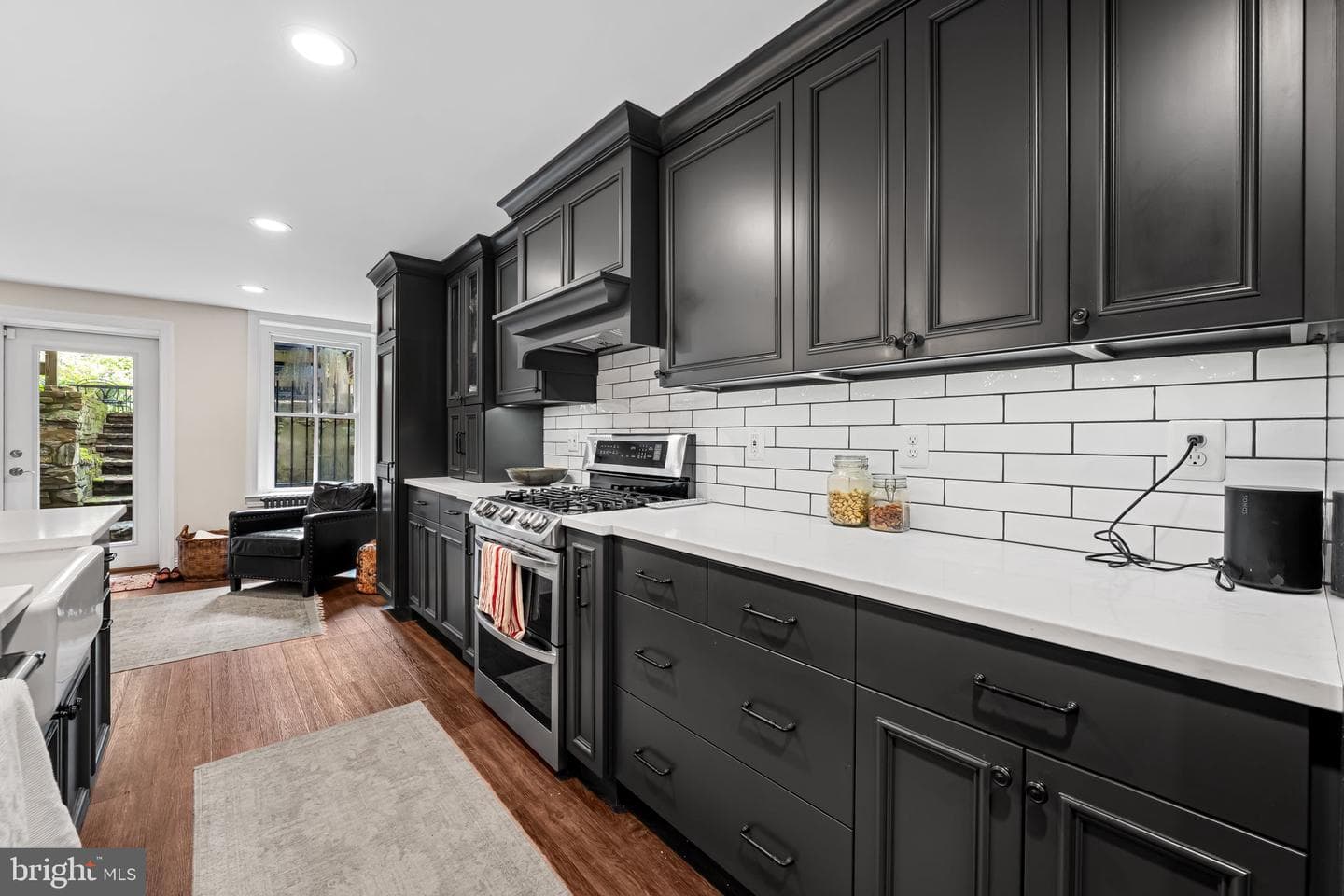 1522 Bolton Street photo 43