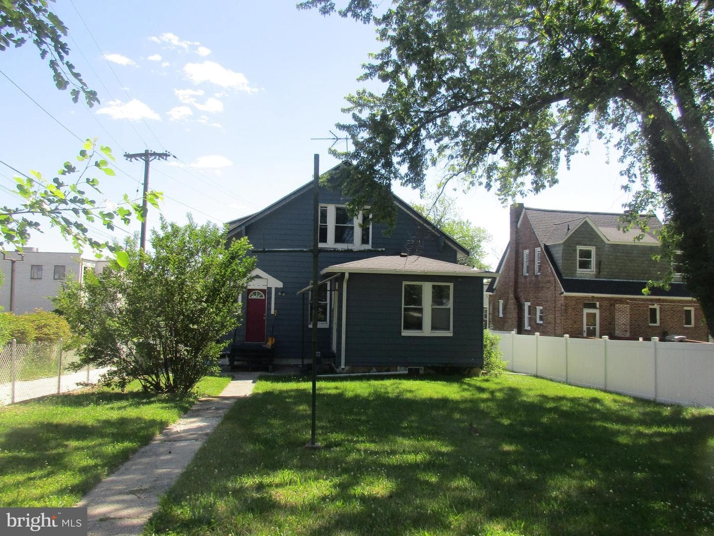 2930 Berwick Avenue photo 6
