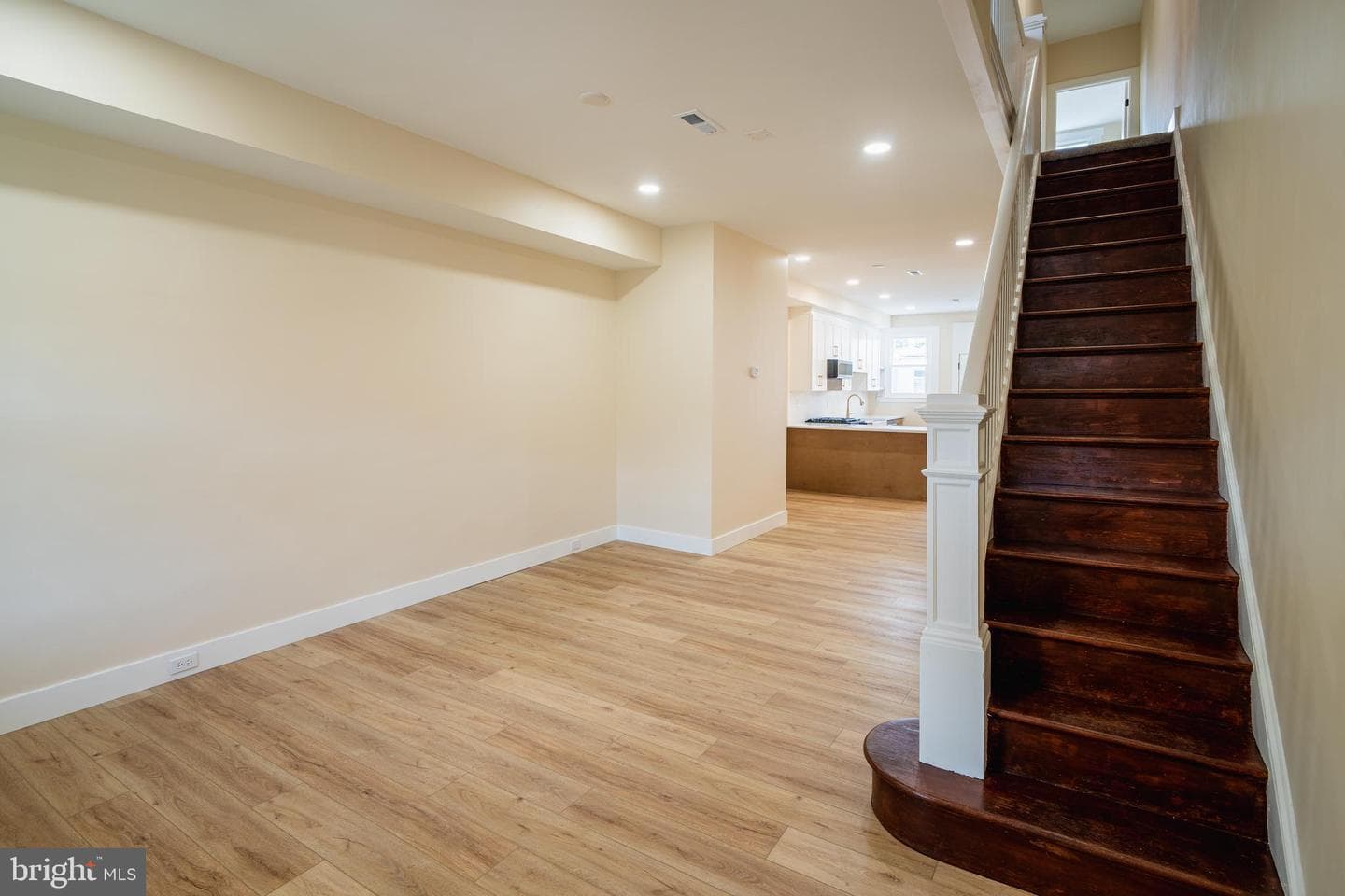 1230 W 37th Street photo 19