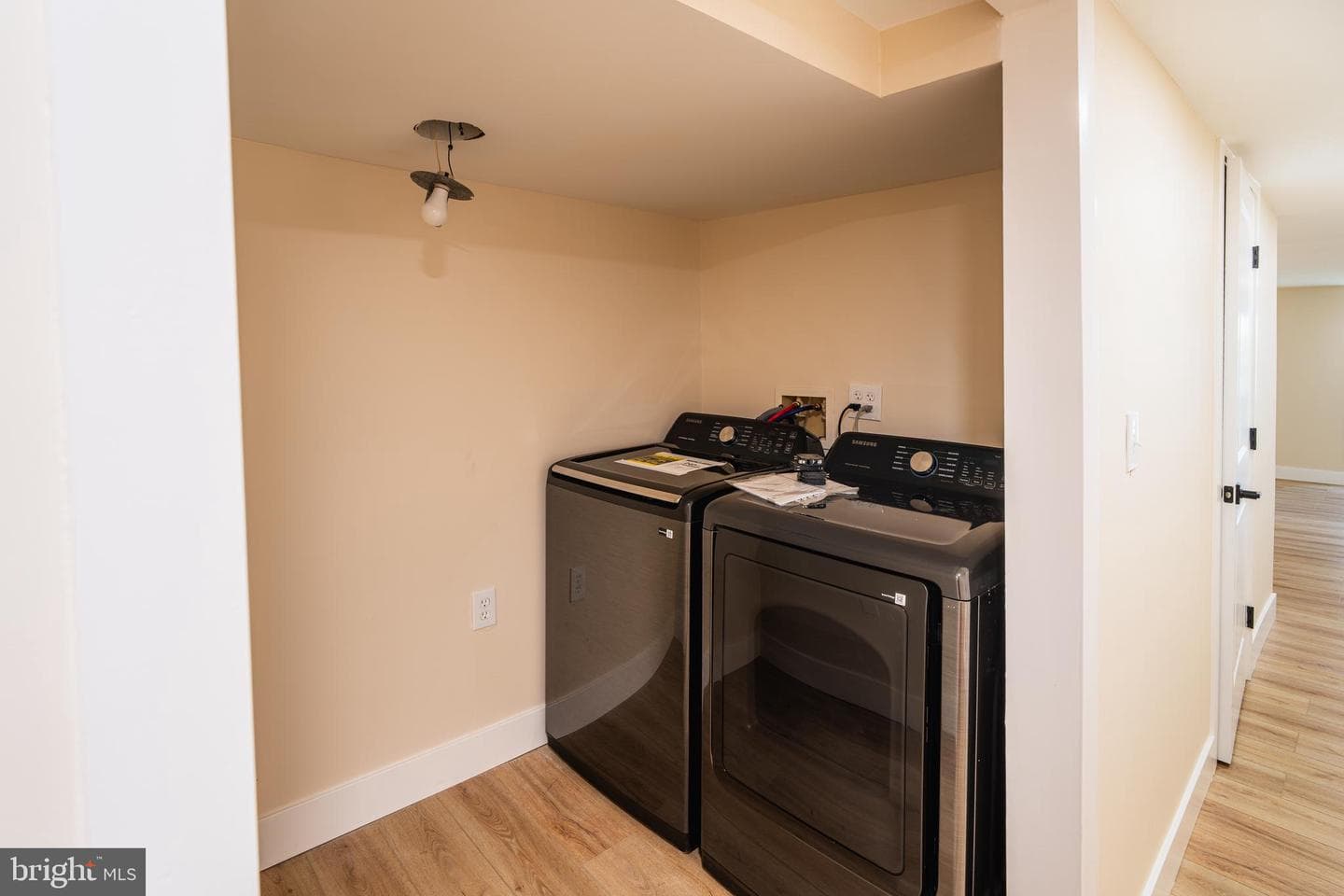 1230 W 37th Street photo 44