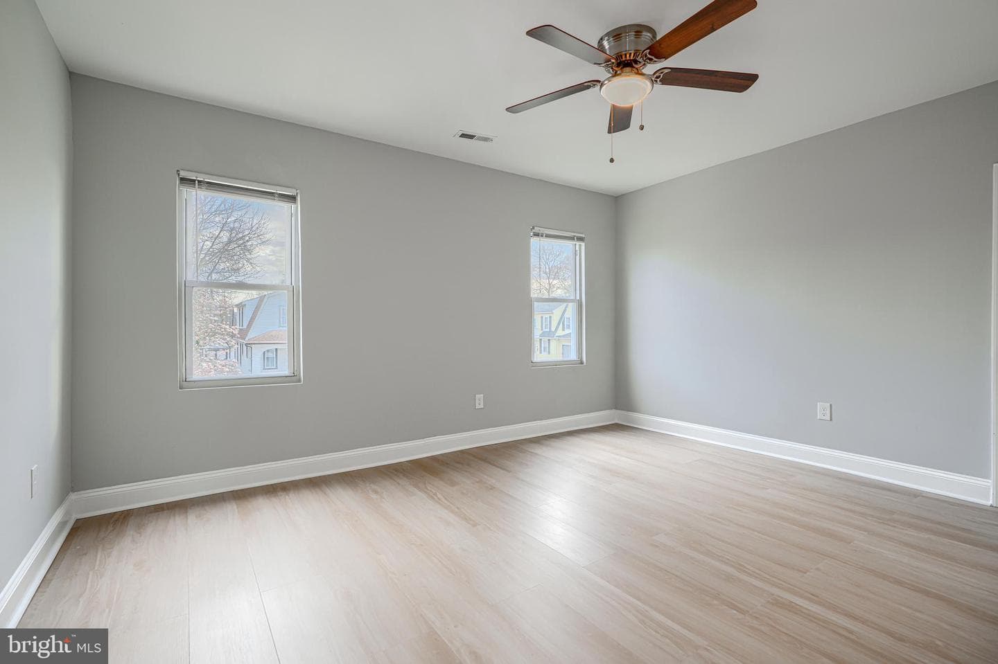 3802 Fernhill Avenue photo 38