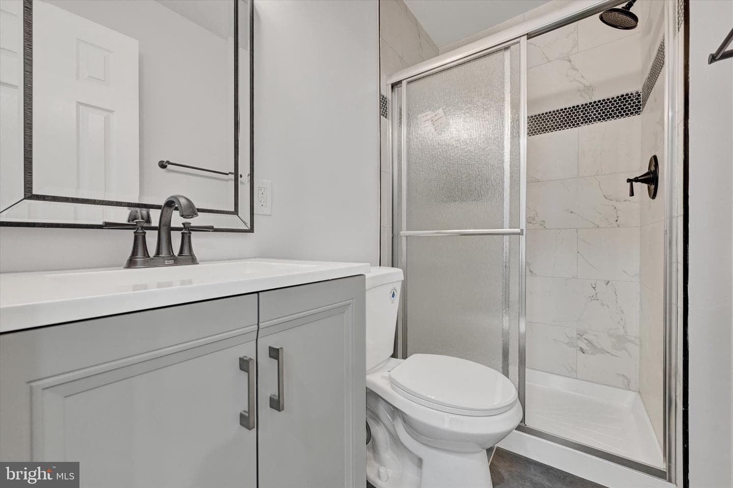 2512 Hollins Street photo 13