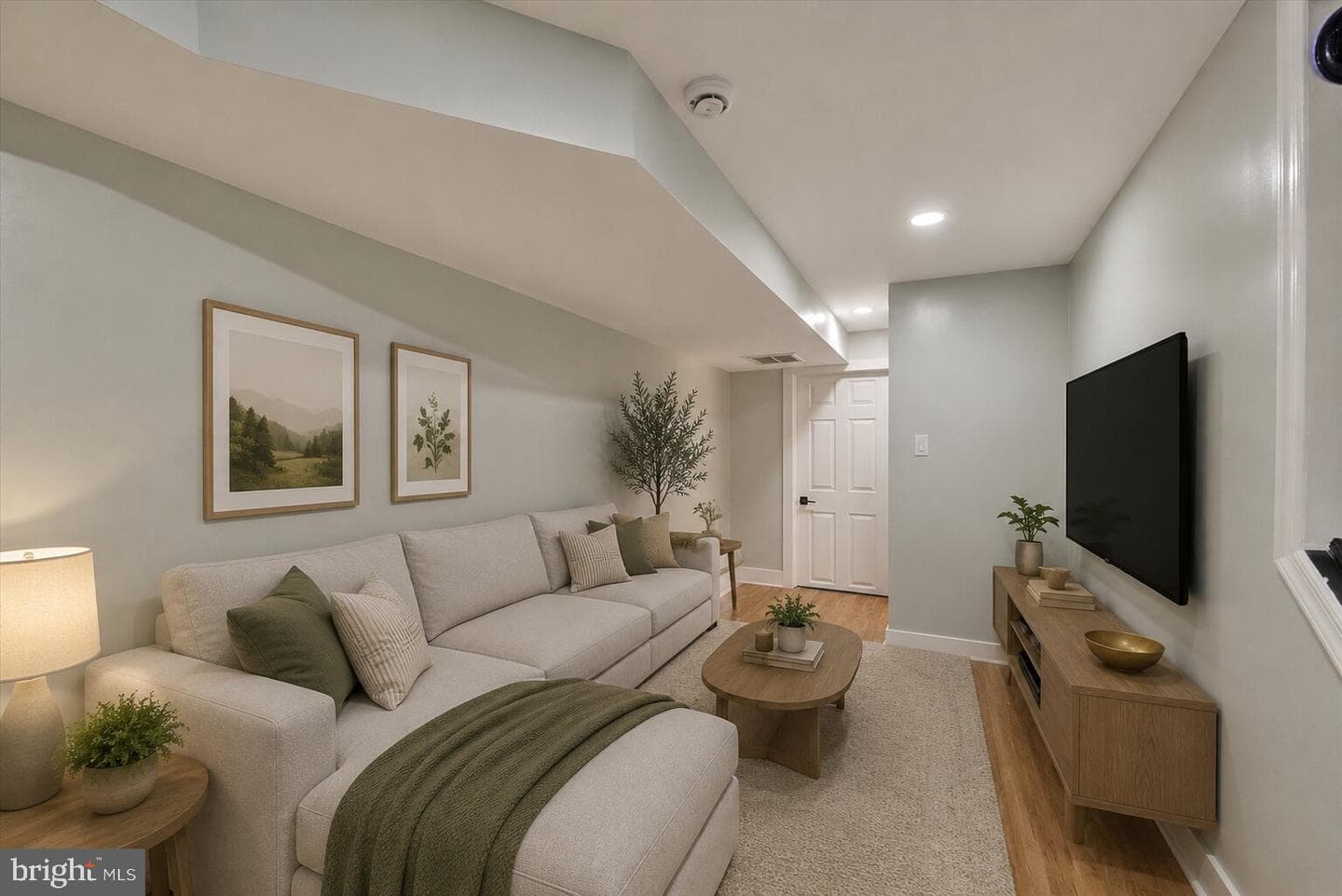 2512 Hollins Street photo 18