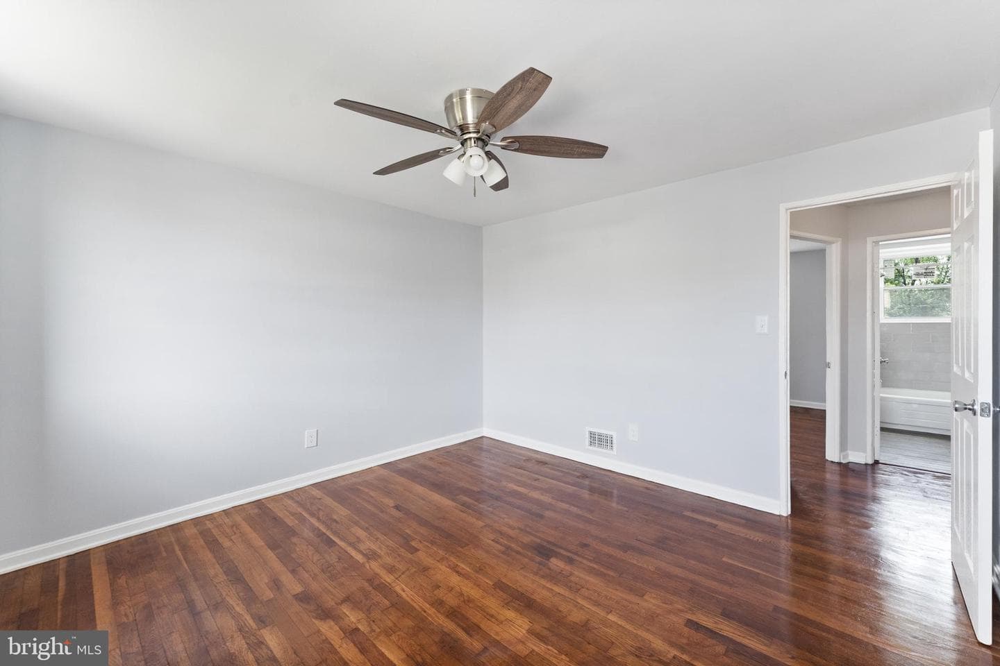 2941 Mallview Road photo 17