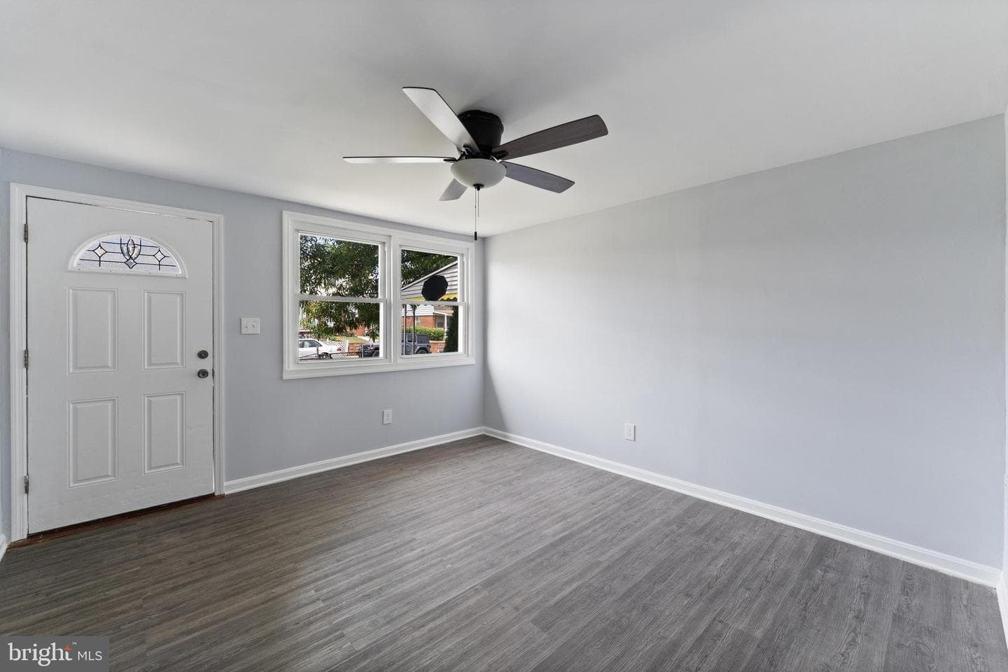 2941 Mallview Road photo 3