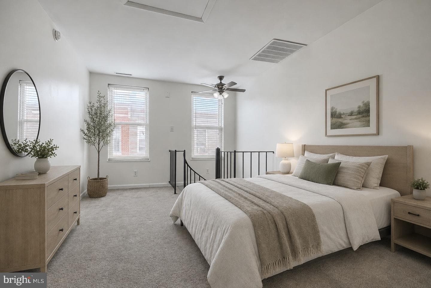 12 N Bradford Street photo 14