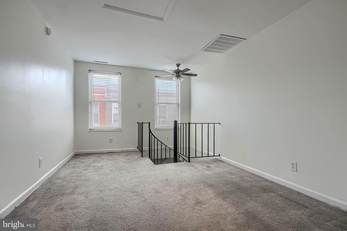 12 N Bradford Street photo 15