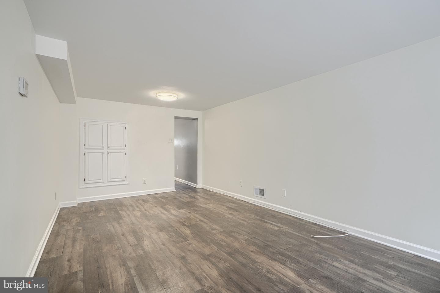 12 N Bradford Street photo 7