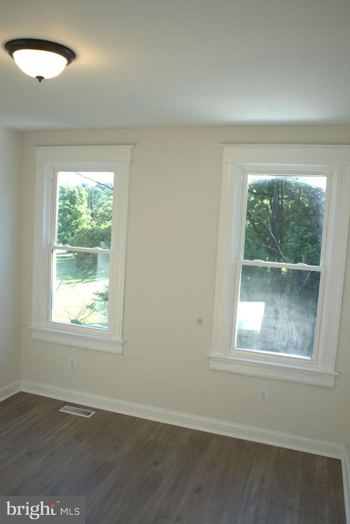 117 S Wickham Rd photo 86