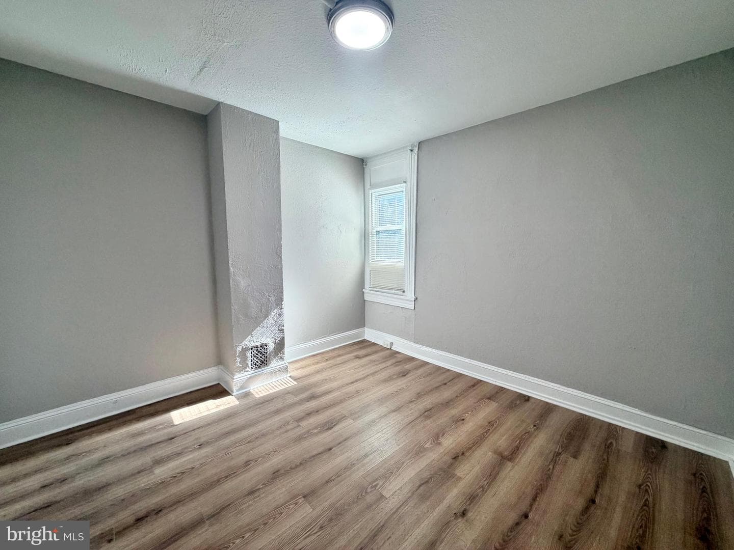 2026 N Pulaski Street photo 22