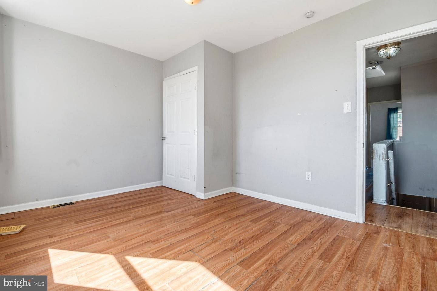 710 Bartlett Avenue photo 18