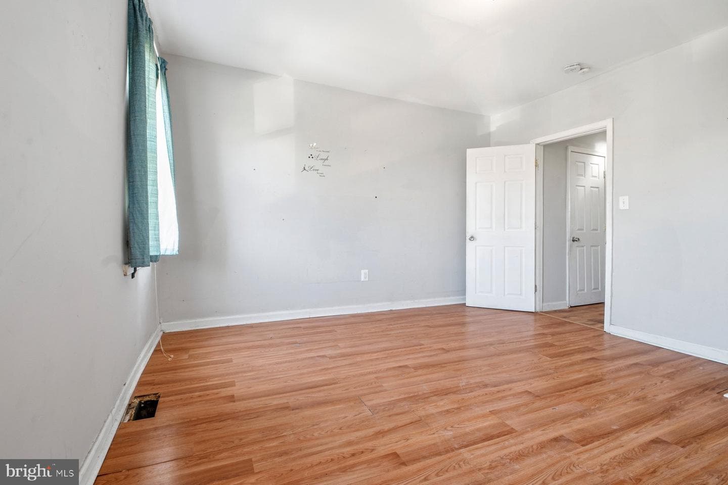 710 Bartlett Avenue photo 24