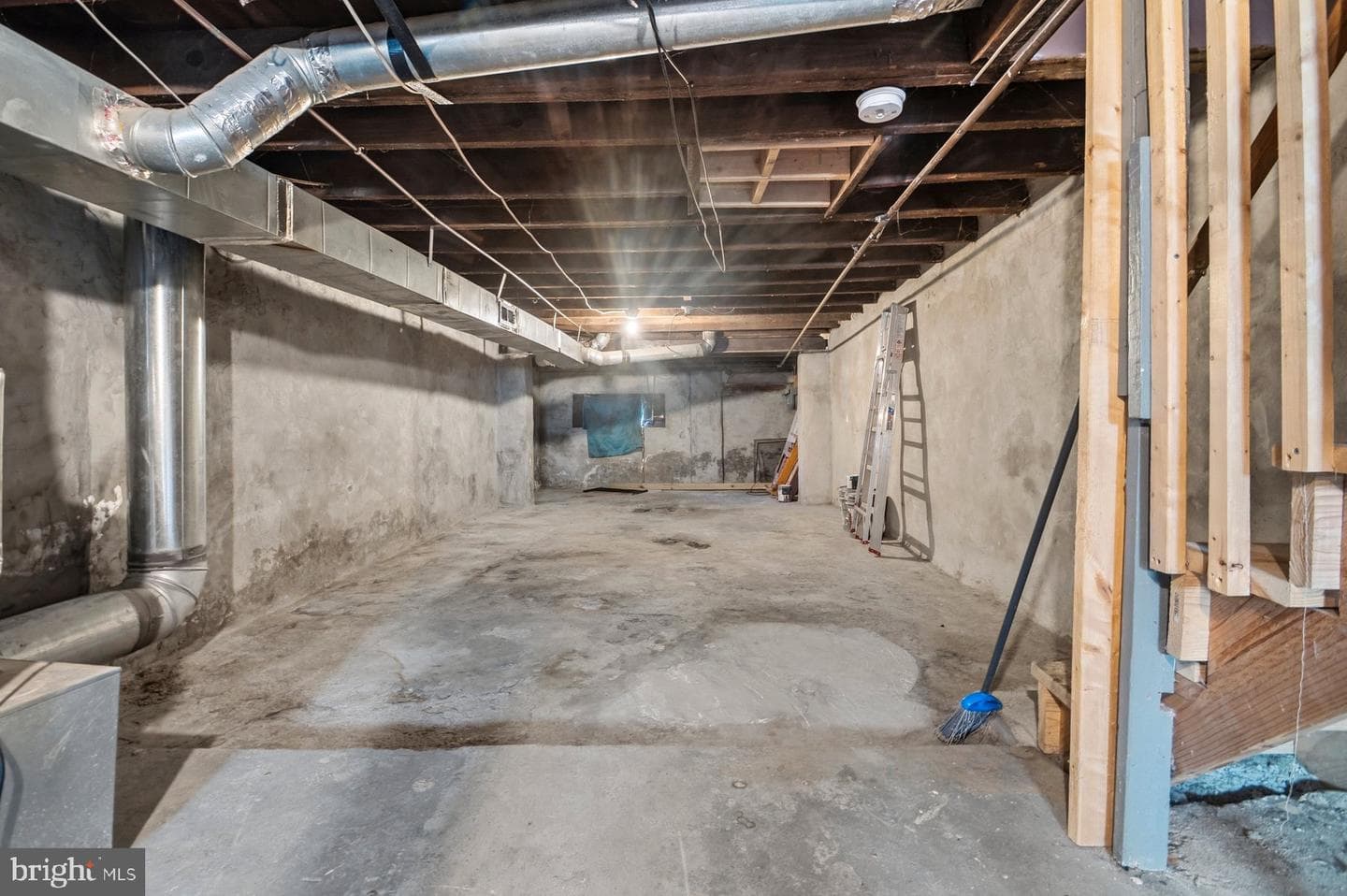 710 Bartlett Avenue photo 26