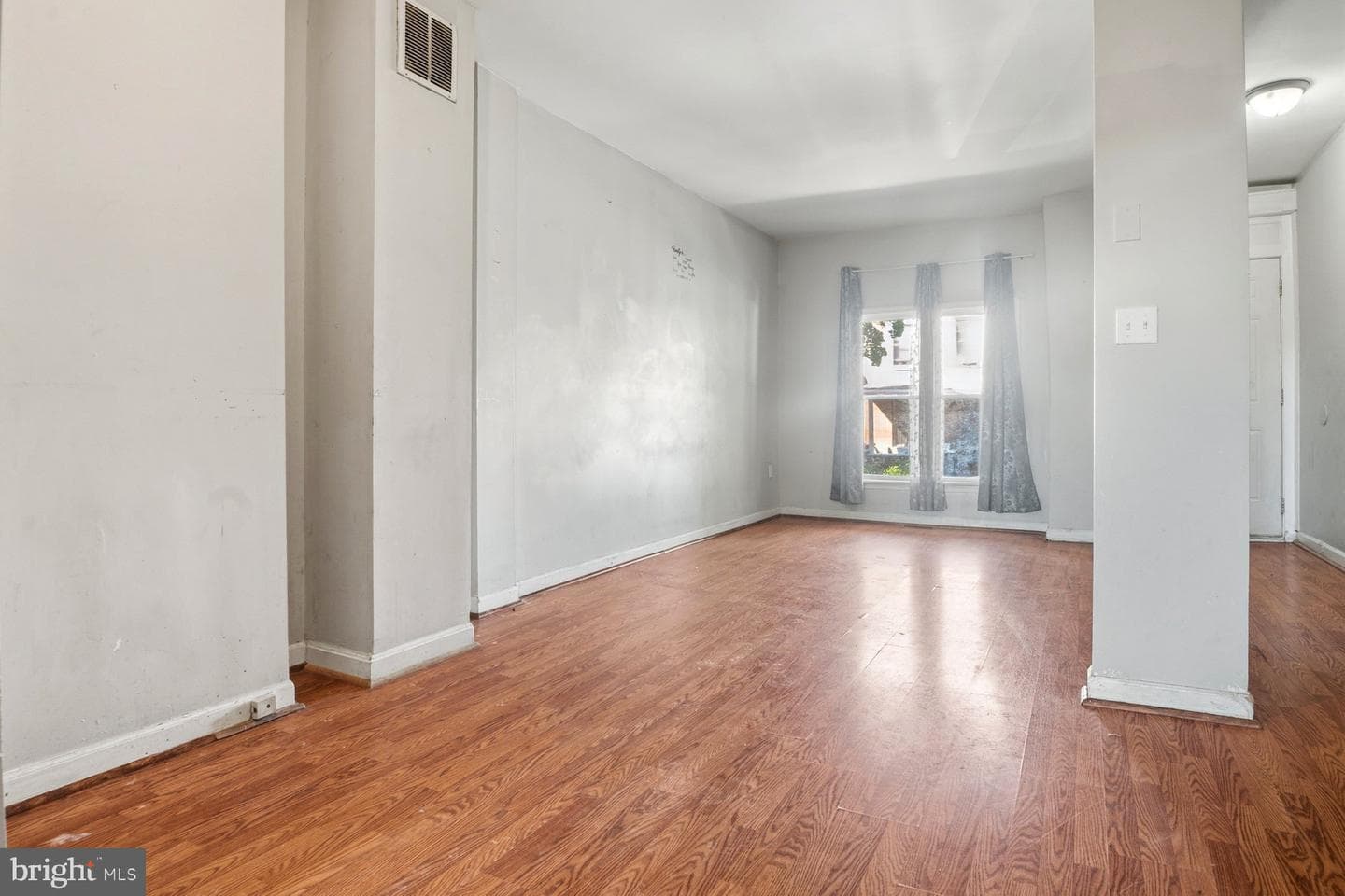 710 Bartlett Avenue photo 9