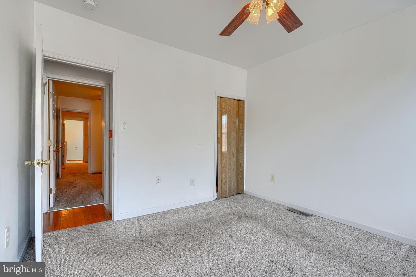 1414 Towson St photo 15