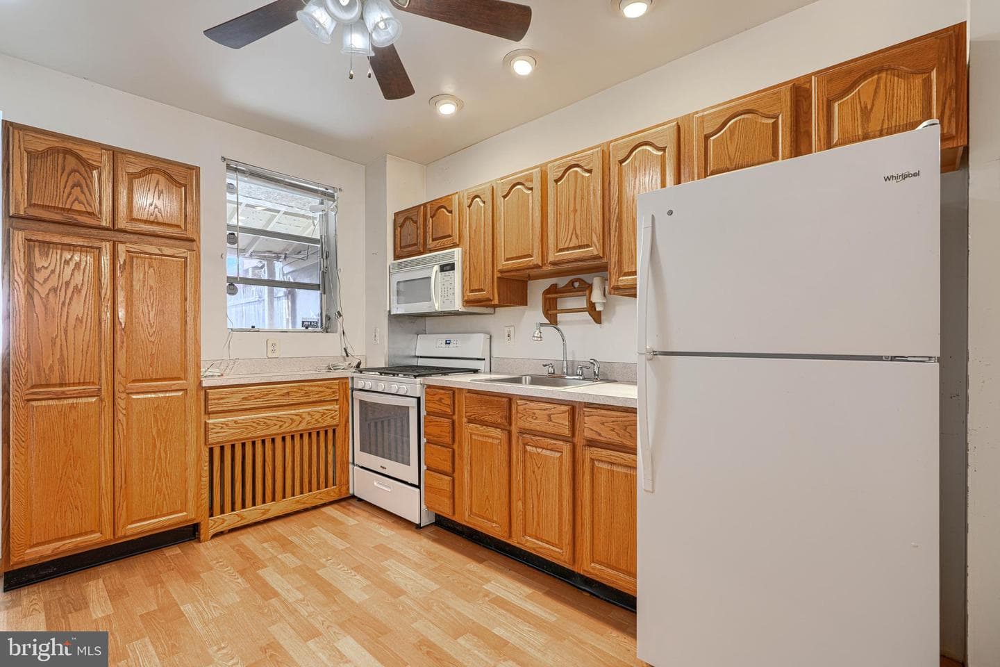1414 Towson St photo 9