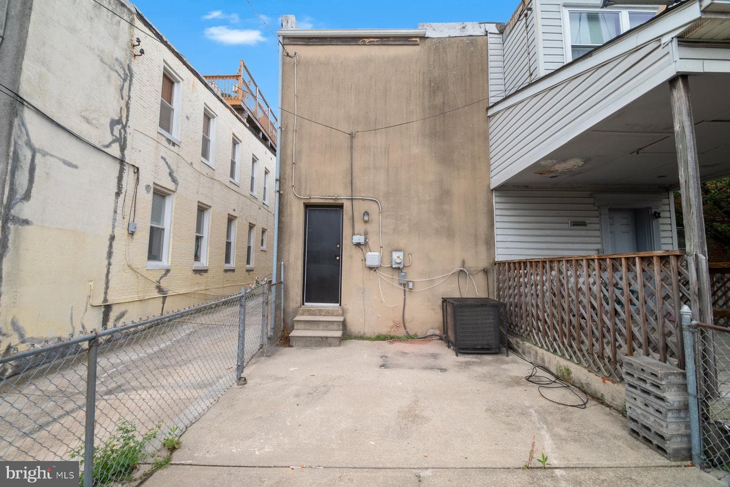 227 N Collington Avenue photo 16